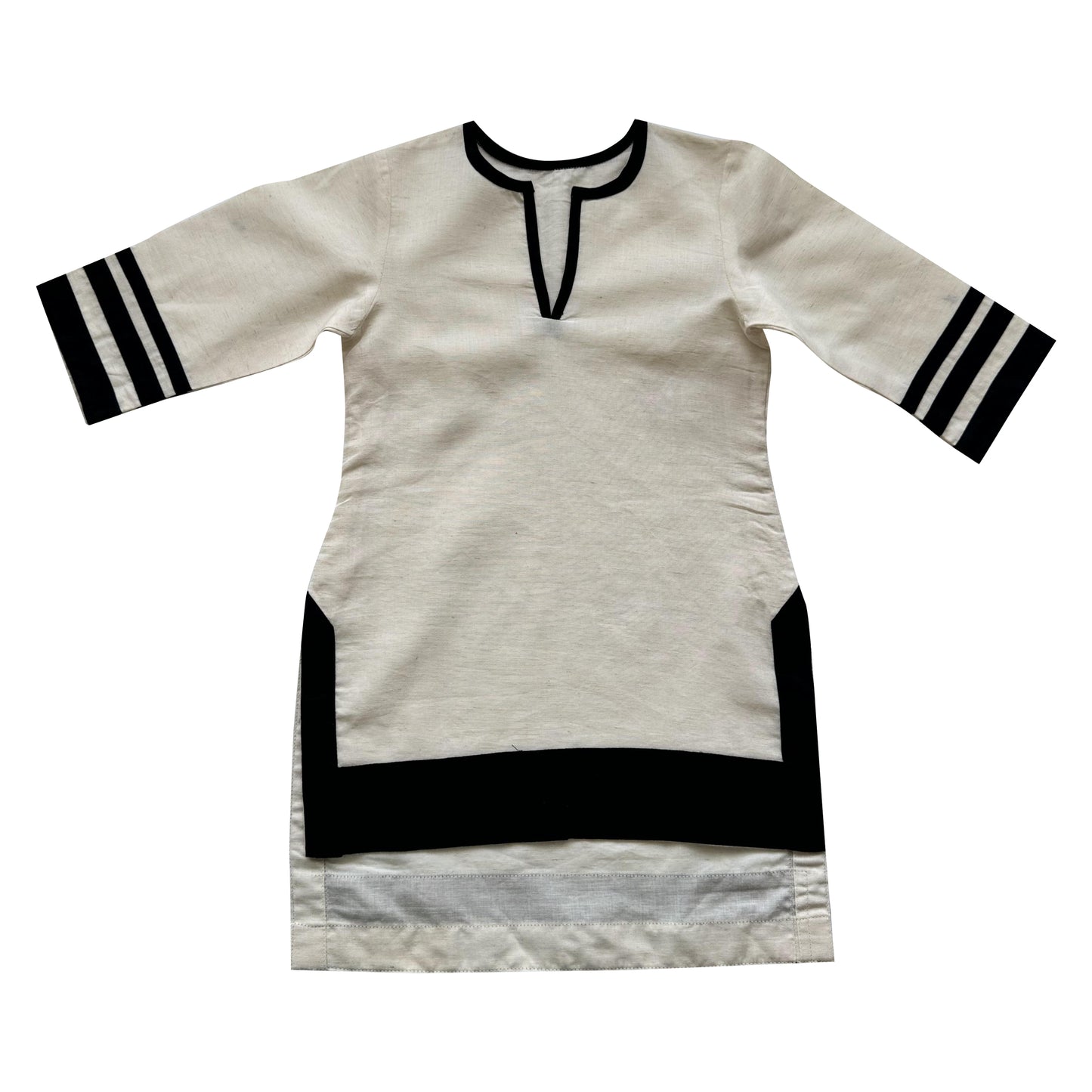 Linen Black and white cordset